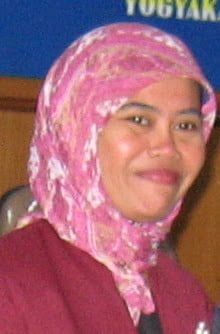 26.-Rina-Ratih